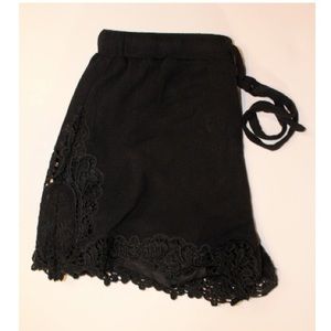 Black Linen Shorts with Embroidery